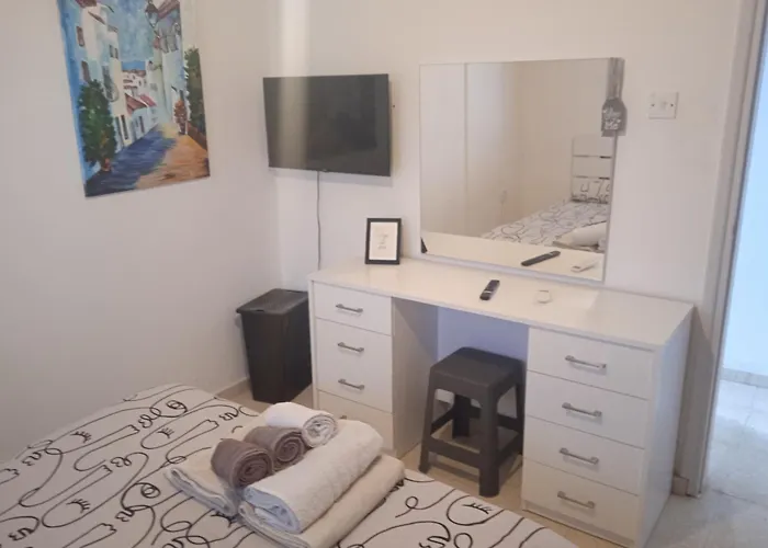 Larnaca, Pervolia 1 Bedroom Seaside Apartment