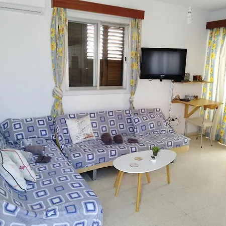 Larnaca, Pervolia 1 Bedroom Seaside Apartment Zewnętrze zdjęcie