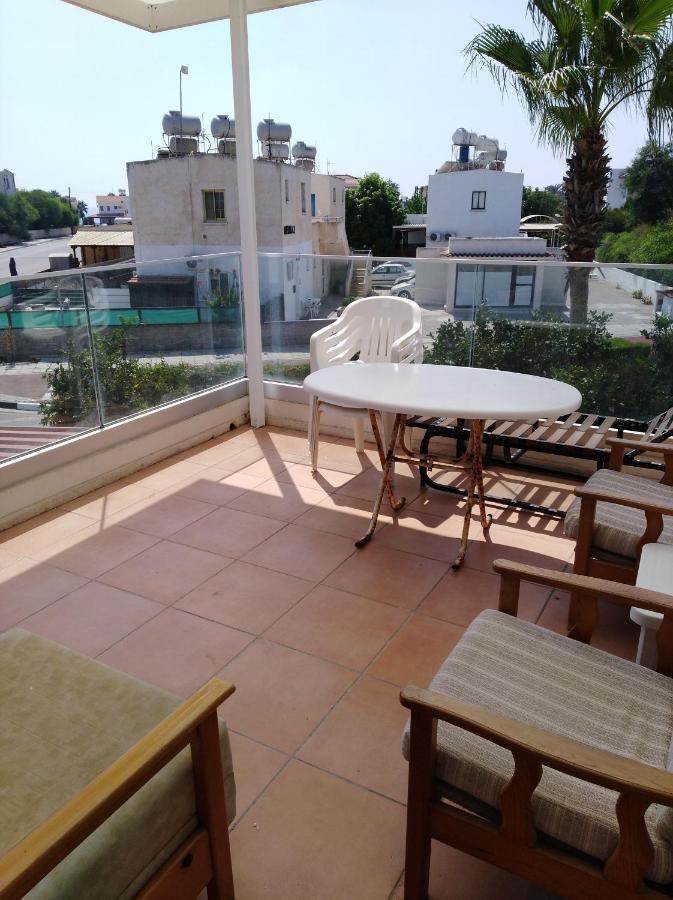 Larnaca, 1 Bedroom Seaside * Periwolia